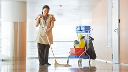 Jak vyčistit podlahu i od té největší špíny